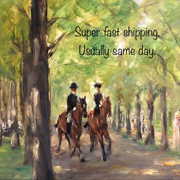 Meet your Posher Ms. Leigh - Picture 4 of 8